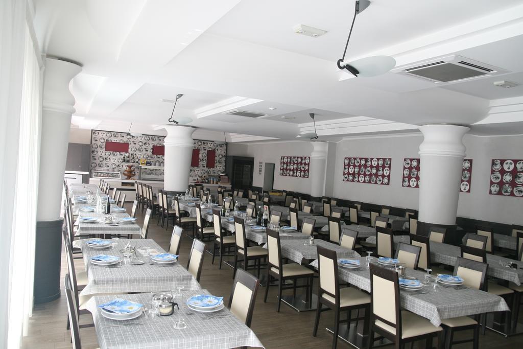 Hotel Stanchini Bellaria-Igea Marina Exterior foto