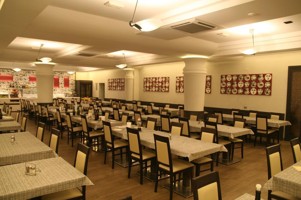 Hotel Stanchini Bellaria-Igea Marina Exterior foto