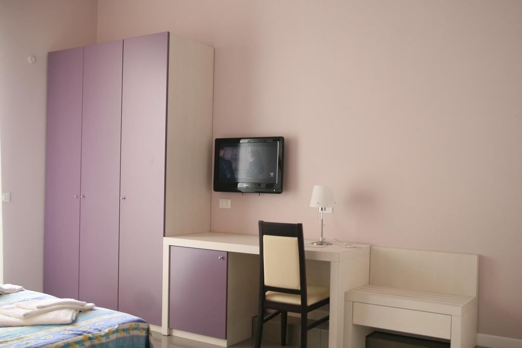Hotel Stanchini Bellaria-Igea Marina Exterior foto
